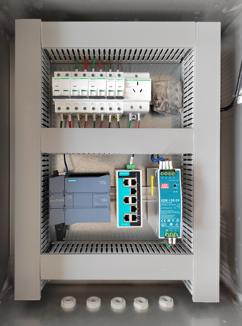 为制药行业某药厂的加药装置定制PLC电气控制柜